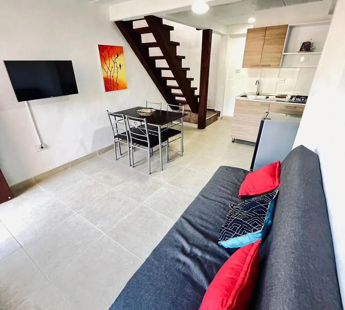 Next To The Airport - Cute Home Rionegro Colombia