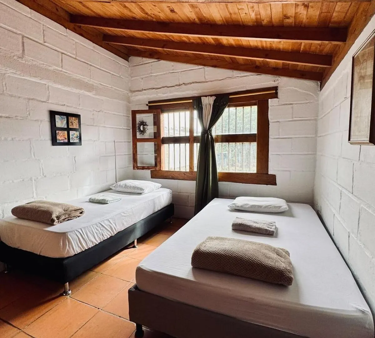 Apartment Next To The Airport - Cute Home Rionegro Colombia